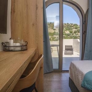 Deluxe Double Room with Sea View