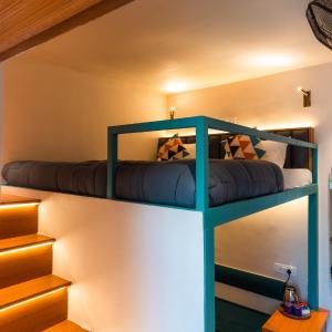 Mini Loft Room 