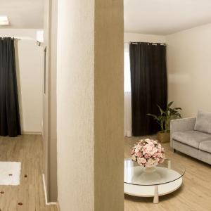 Suite with Hot Tub