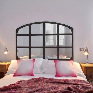 Deluxe Two-Bedroom Apartment