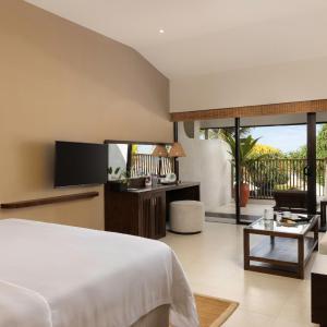 Luxury Sea View room with Balcony - Room upgrade & Early check in/Late check out on availability + 10% Discount on Food/Beverages & Balinese Spa