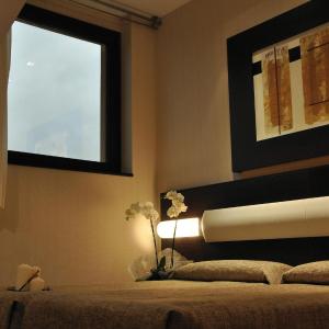 Double or Twin Room with Spa Access & Jet Massage