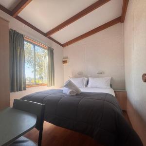 Standard Cabin (Sleeps 5)