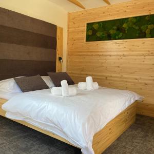 One-Bedroom Bungalow