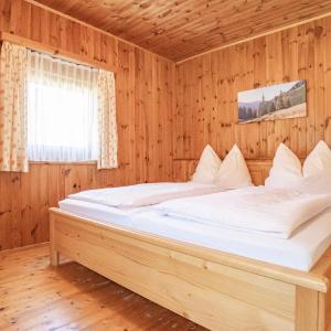 Chalet (4 Adults)