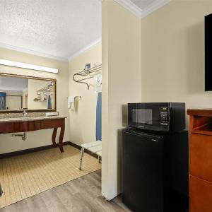 Double Room with Two Double Beds- Smoking 