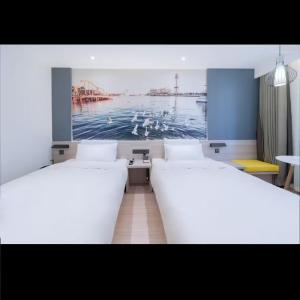 Light Twin Room