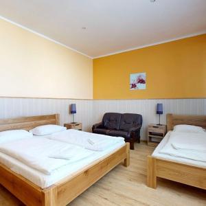 Comfort Triple Room with Shower