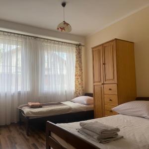Apartment (4 Adults)