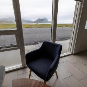 Studio with Mountain View