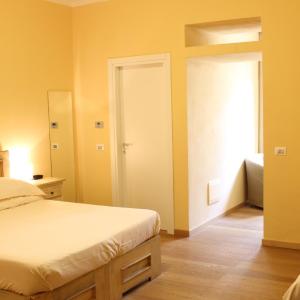 Family Room (2 Adults + 1 Child)