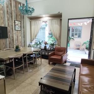 4-Bed Mixed Dormitory Room