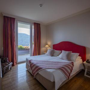 Deluxe Suite with Spa Access 