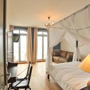 Double Room with Balcony and Sea View