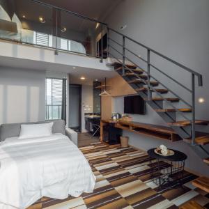 Executive Triple Room