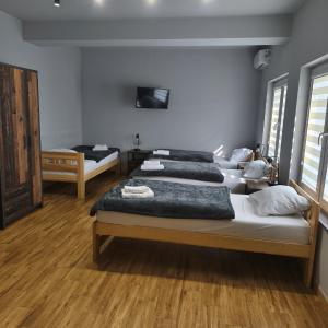 Quadruple Room with Private Bathroom