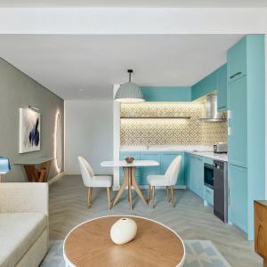 One-Bedroom King Suite with Sofa Bed