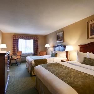 Queen Room with Two Queen Beds - Non-Smoking