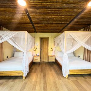 Deluxe Family Suite