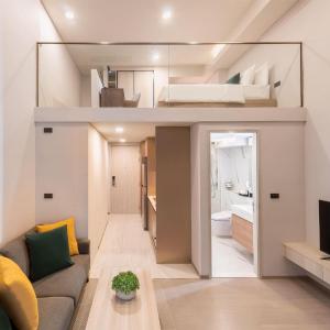 One-Bedroom Duplex Queen Suite