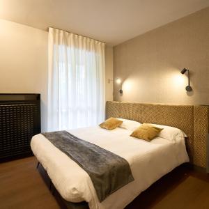 Quadruple Room with Balcony