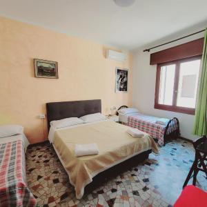 Quadruple Room with Private External Bathroom