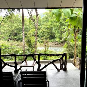 Family Bungalow with River View