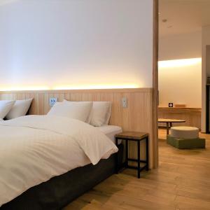 Executive Twin Room - Non-Smoking