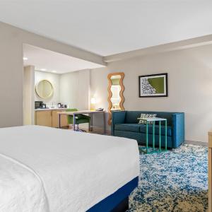 King Studio Suite with Sofa Bed and Balcony