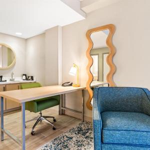 King Studio Suite with Sofa Bed and Terrace