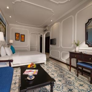 Triple Room with Balcony