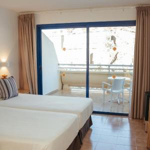 Superior double sea view room with terrace & Aquapark