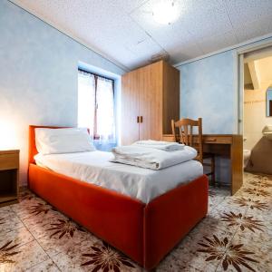 Economy Single Room