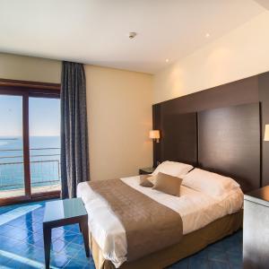 Superior Double Room with Sea View