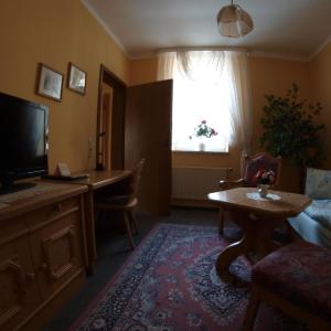 Apartment (1-3 Adults)