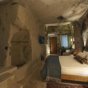 Deluxe Double Room with Shower
