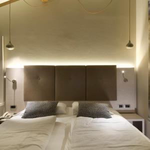 Superior Double Room with Lake View