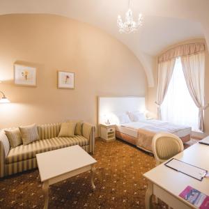 Suite with Extra Bed