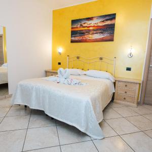 Double or Twin Room with Sea View