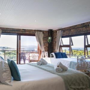 Luxury King Room with Sea View 