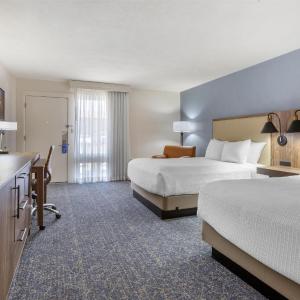 Queen Room with Two Queen Beds - Non-Smoking