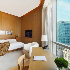 City View Loft with One King Bed