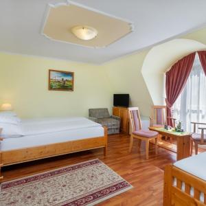 Comfort Triple Room