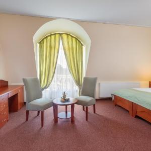 Double or Twin Room with Extra Bed