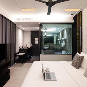 Superior Double Room (Room only)