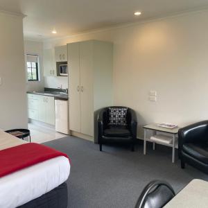 King Room with Spa Bath