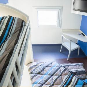 Triple Room with Shared Bathroom