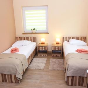Twin Room with Bath