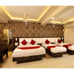 Deluxe Family Room