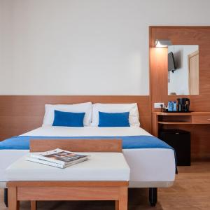 Twin Room with Sea View